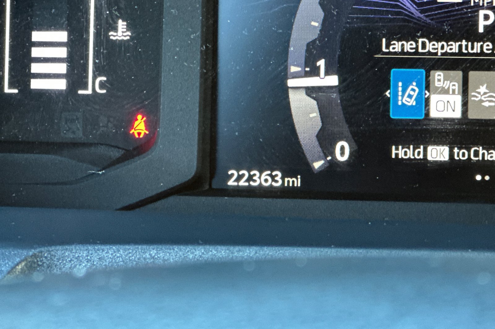 Used 2025 Toyota 4Runner SR5 AWD/4WD image 3