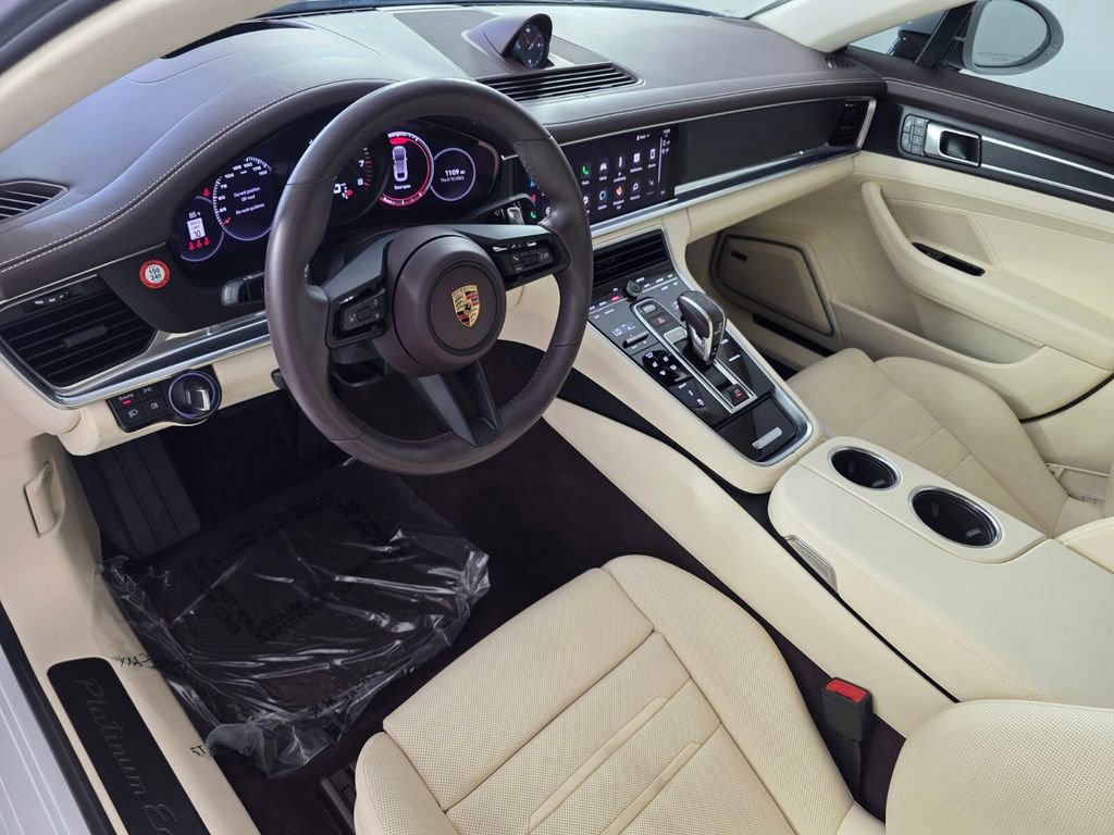 Used 2023 Porsche Panamera image 10