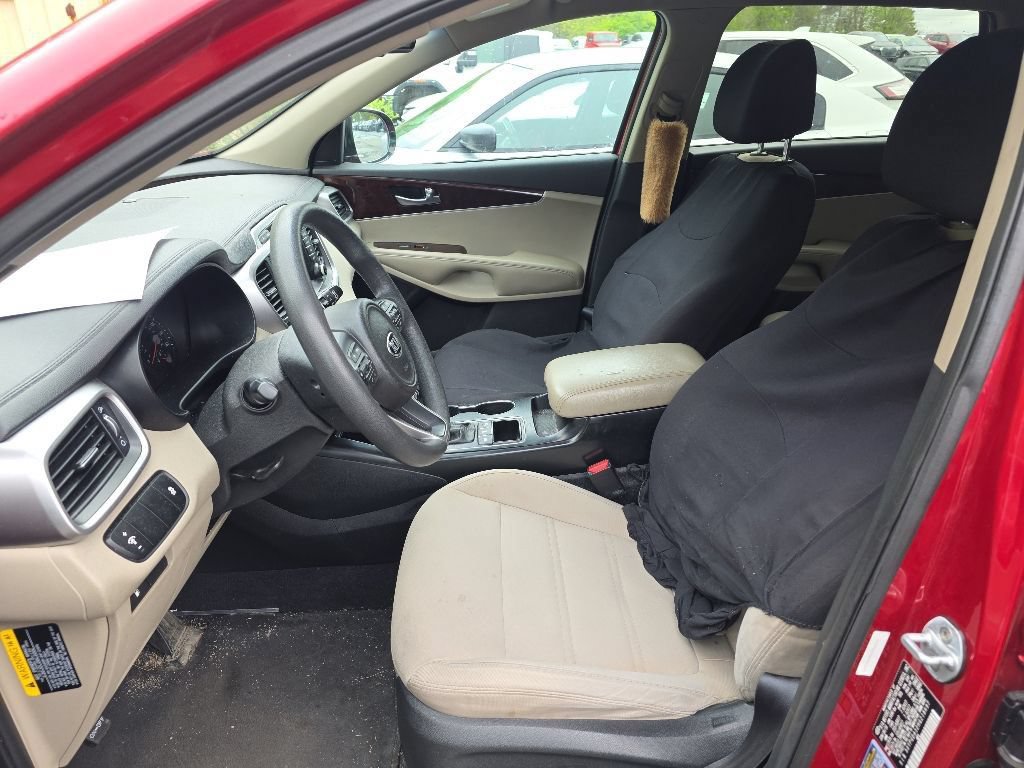 Used 2017 Kia Sorento AWD w/ LX Convenience Package image 13