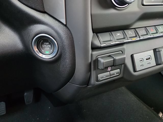 New 2026 Chevrolet Silverado 1500 Custom AWD/4WD image 28