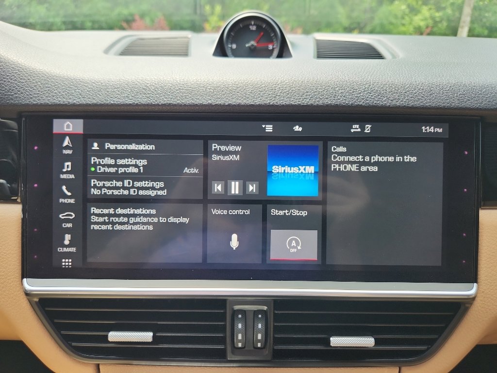 Certified 2020 Porsche Cayenne AWD/4WD image 24