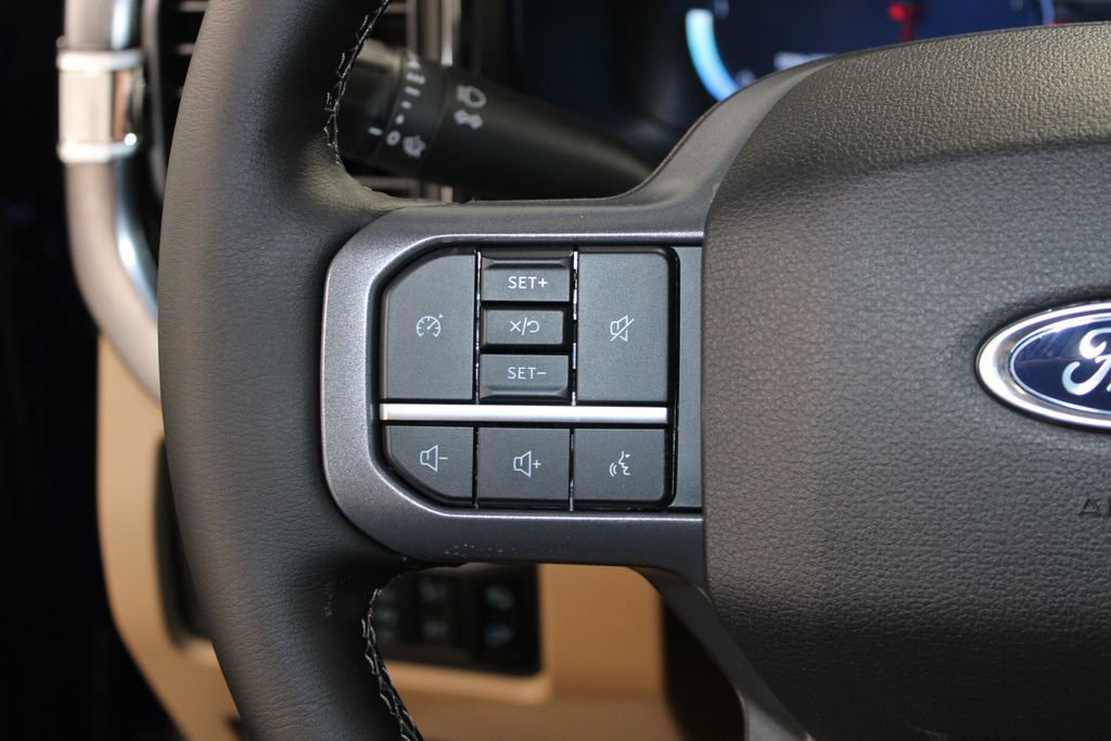 New 2026 Ford F250 Lariat w/ Chrome Package image 38