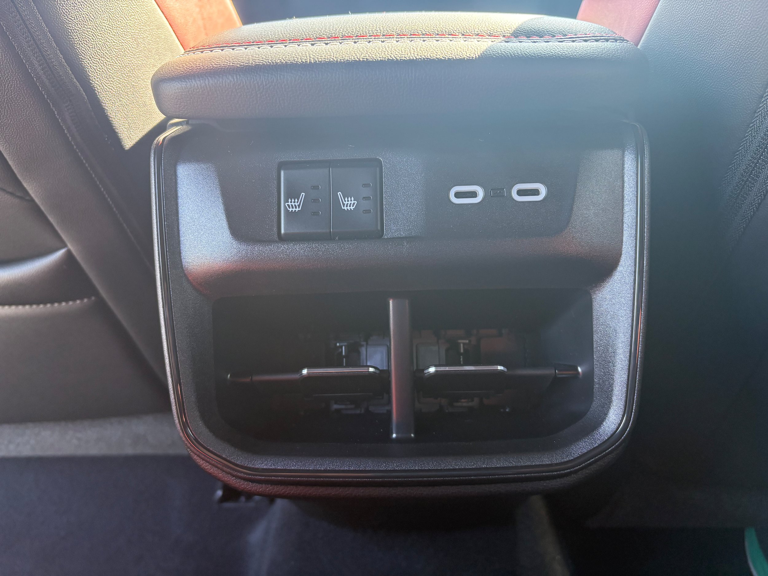 New 2026 Dodge Charger R/T AWD/4WD image 14