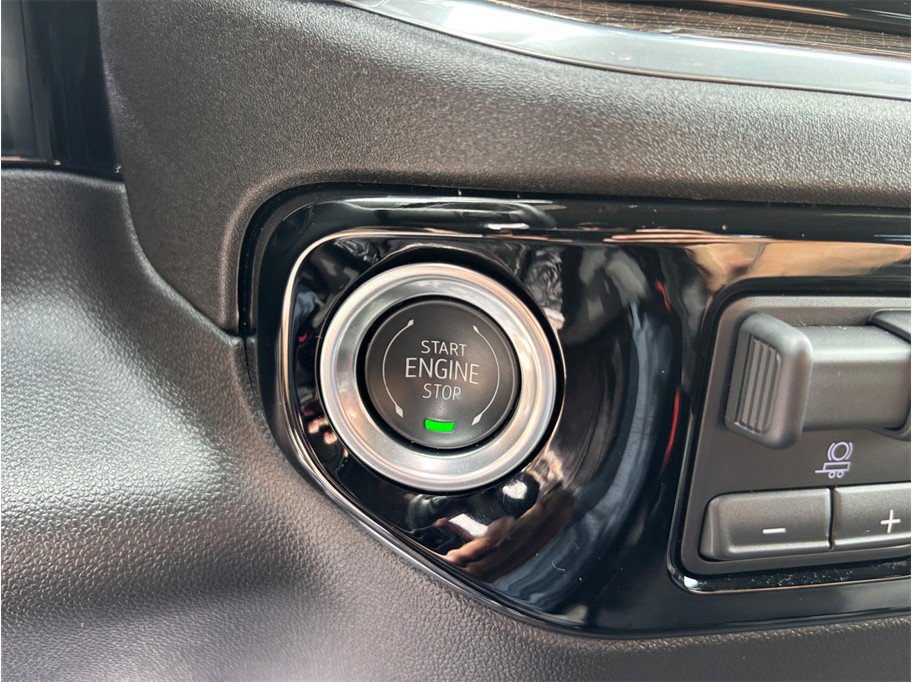 Used 2025 GMC Sierra 1500 Elevation AWD/4WD image 28