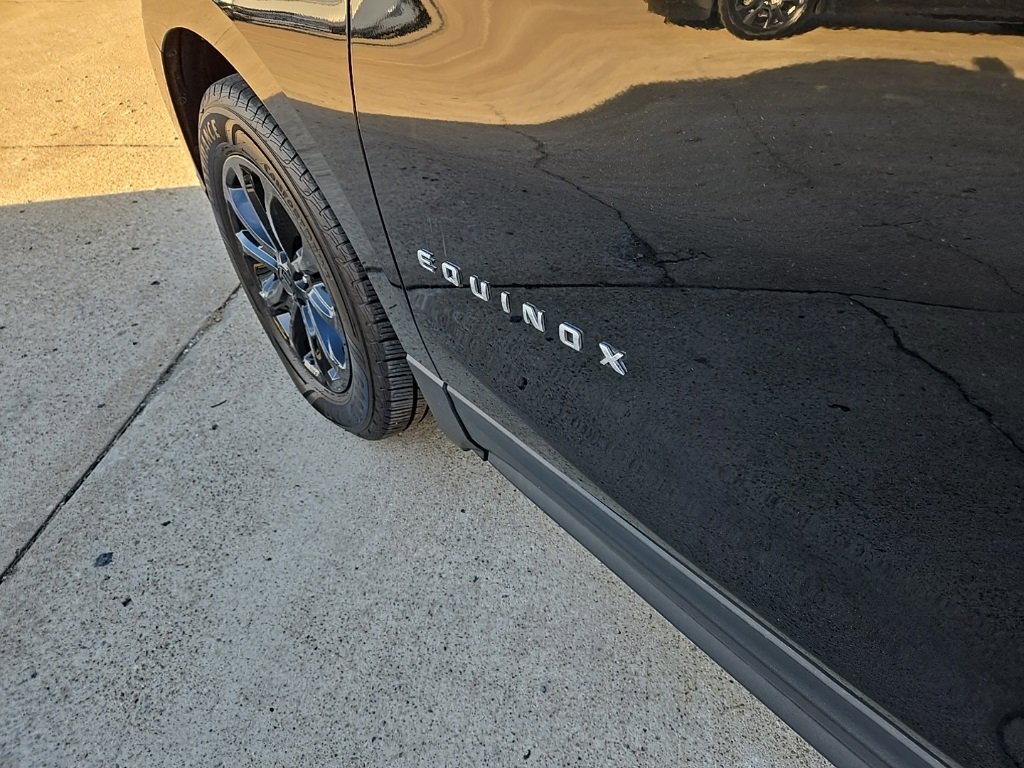 Used 2018 Chevrolet Equinox LT image 44