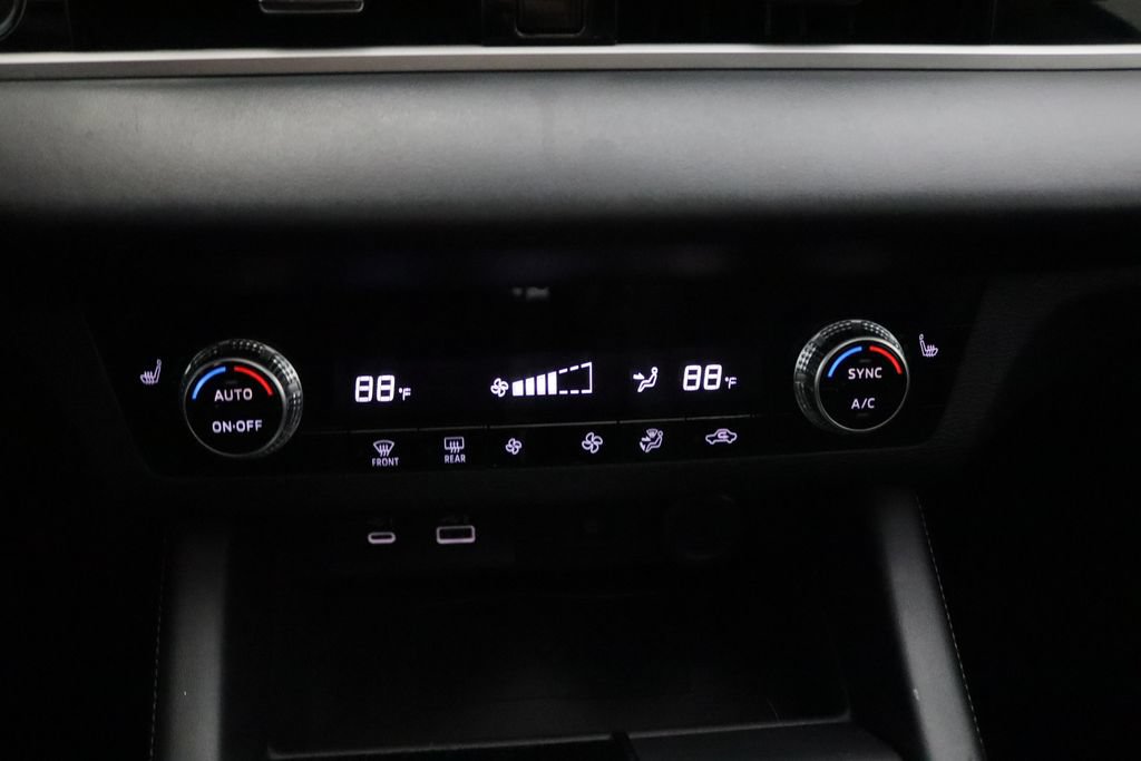 Used 2022 Mitsubishi Outlander SE FWD image 28