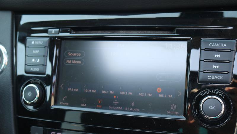Used 2019 Nissan Rogue SL w/ Premium Package AWD/4WD image 9