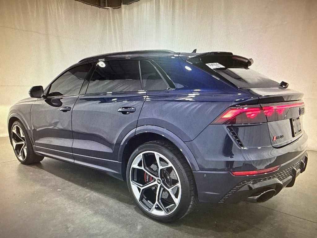Used 2025 Audi RS Q8 performance w/ Executive Package AWD/4WD image 3