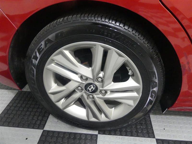 Used 2019 Hyundai Elantra SEL w/ Cargo Package image 17