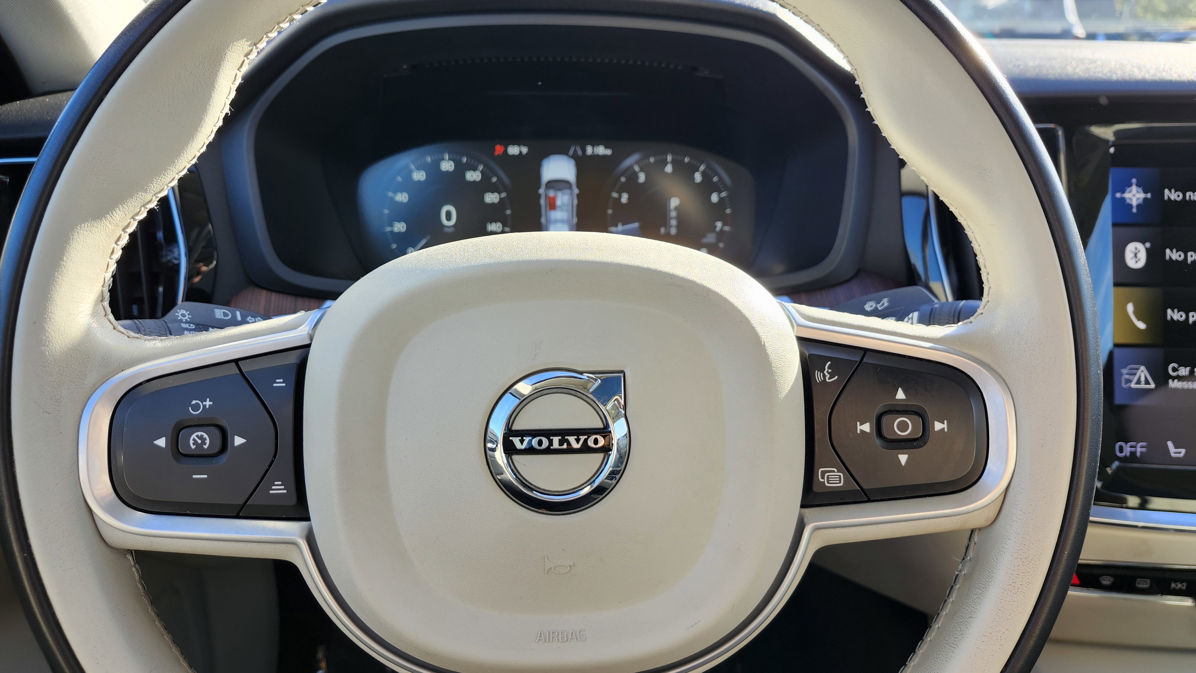 Used 2021 Volvo S60 T5 Momentum image 23