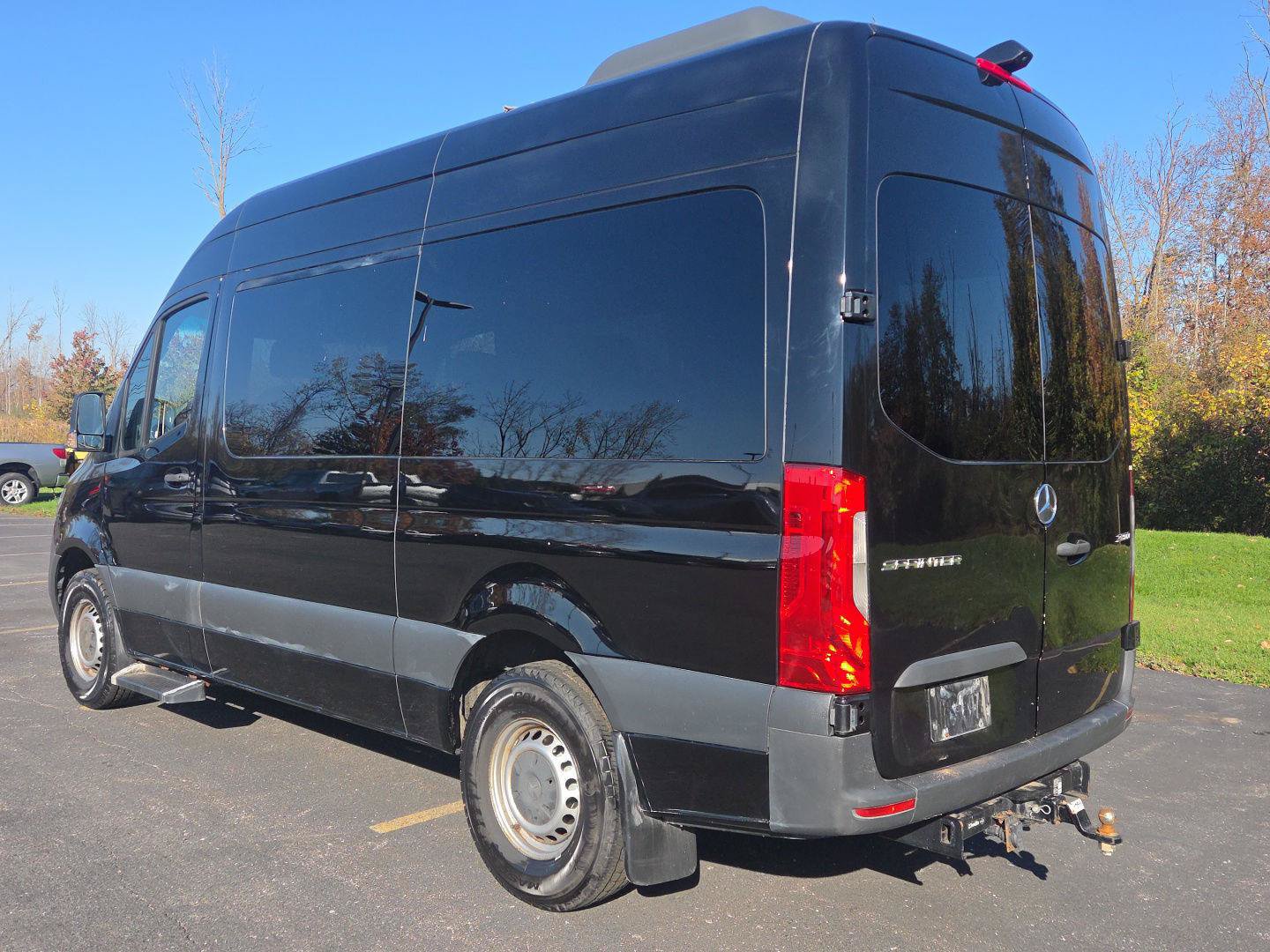 Used 2019 Mercedes-Benz Sprinter 2500 image 5