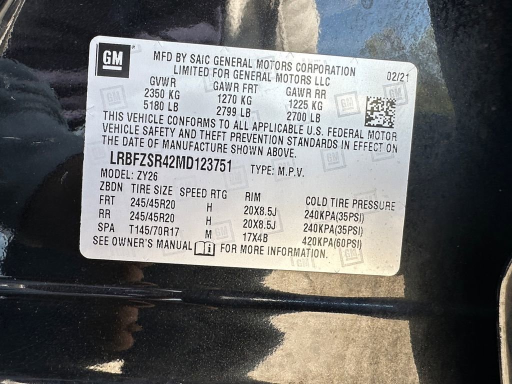 Used 2021 Buick Envision Avenir w/ Technology Package II AWD/4WD image 17
