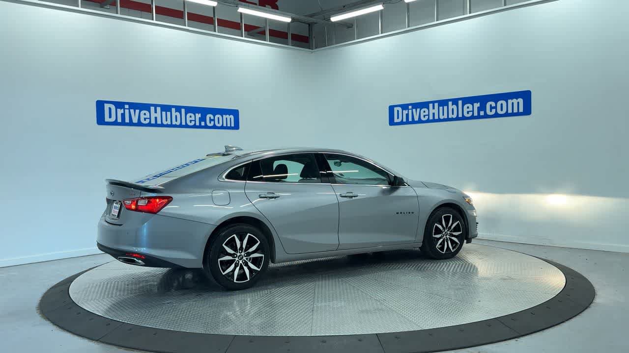 Used 2025 Chevrolet Malibu RS FWD image 3