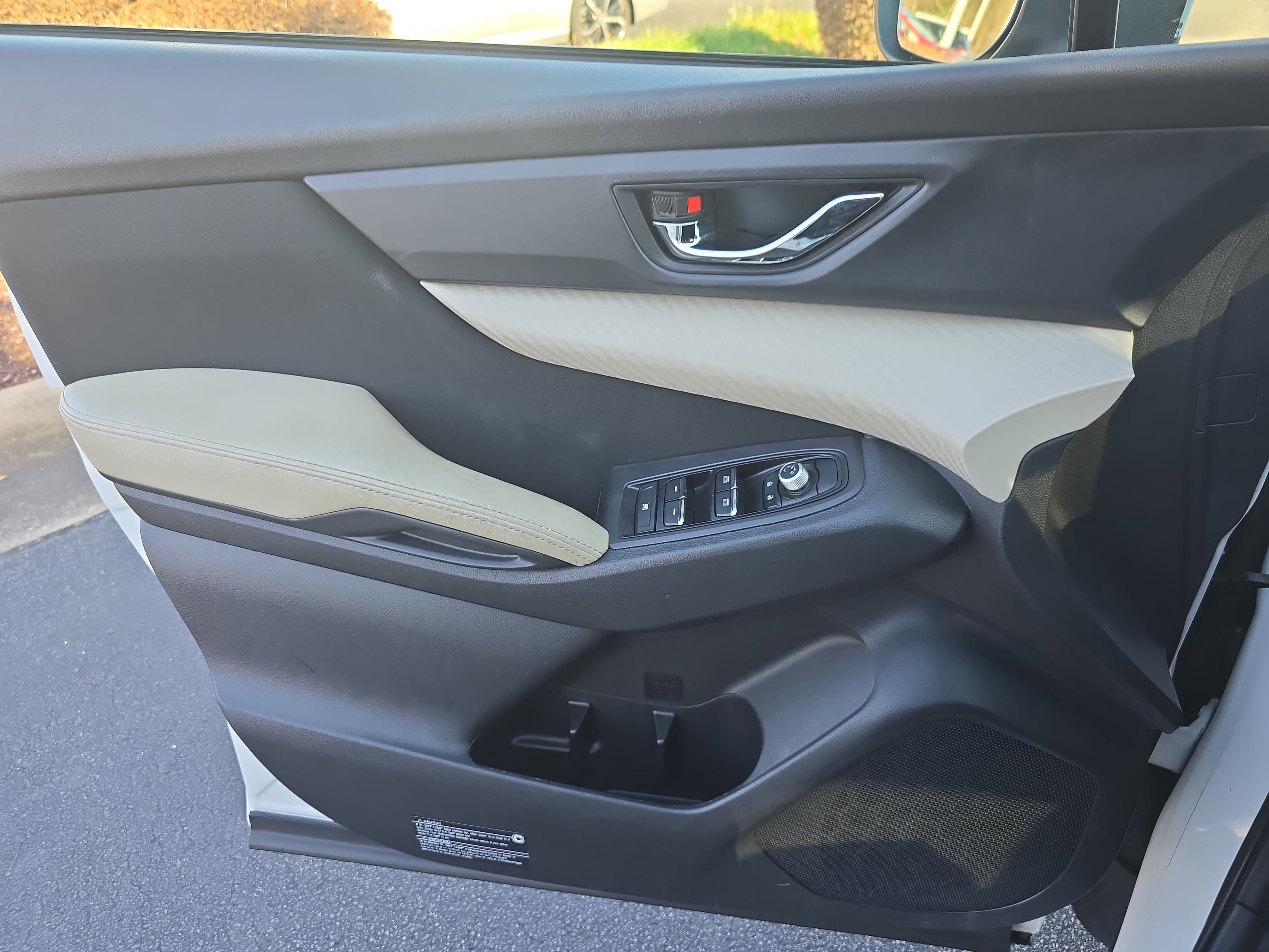 Used 2020 Subaru Ascent Premium w/ Convenience Package image 28