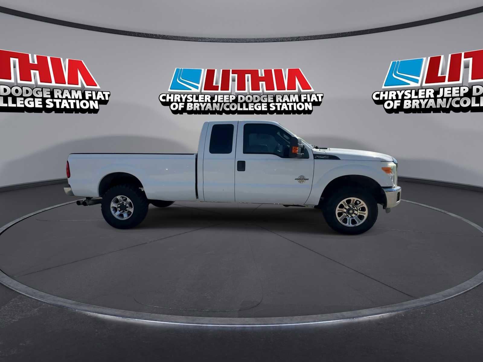 Used 2015 Ford F250 XL w/ Power Equipment Group RWD image 9