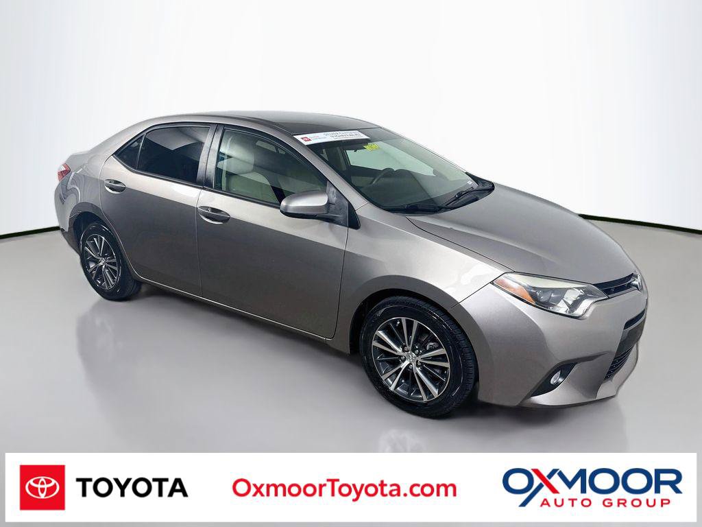 Used 2016 Toyota Corolla LE FWD image 1