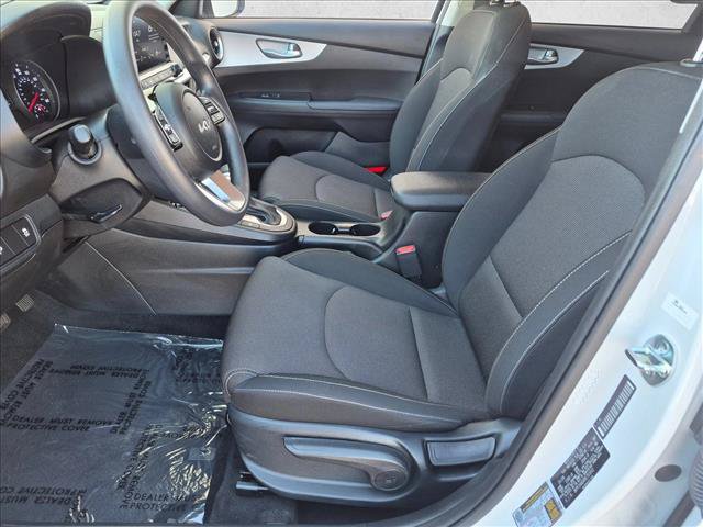 Used 2024 Kia Forte LXS w/ LXS Technology Package FWD image 21