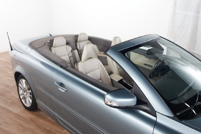 Used 2008 Volvo C70 T5 FWD image 9