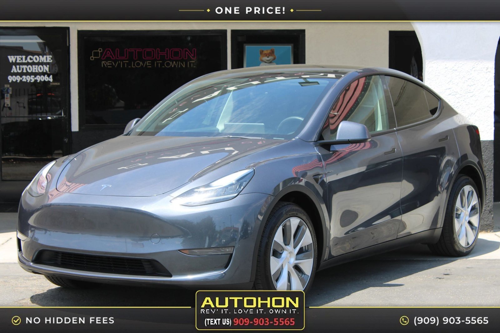 Used 2023 Tesla Model Y Long Range AWD/4WD image 1