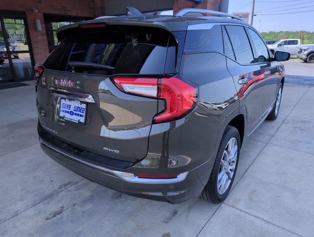 Used 2023 GMC Terrain Denali AWD/4WD image 9