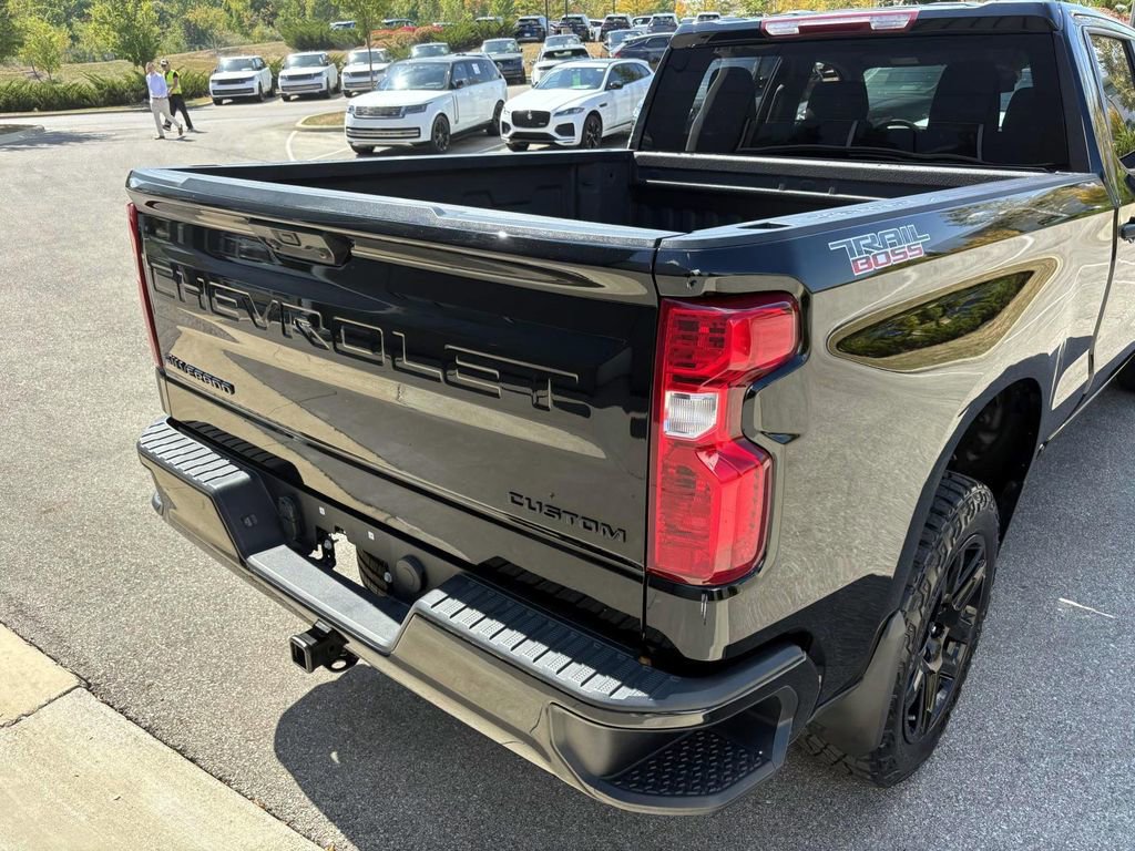 Used 2023 Chevrolet Silverado 1500 Custom Trail Boss image 9