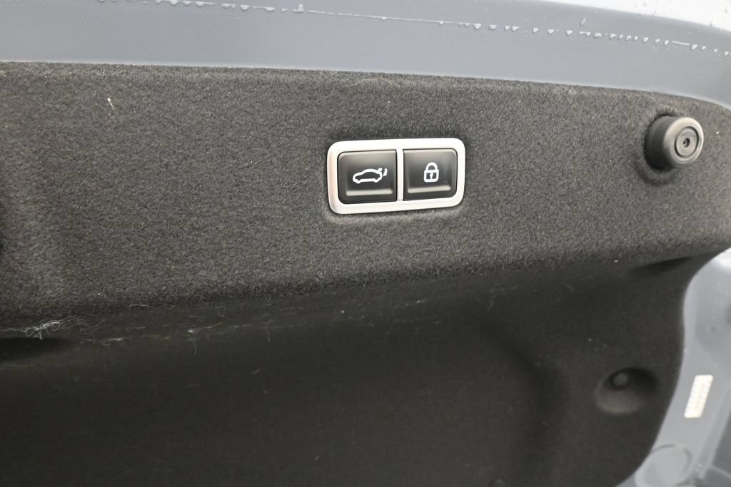 Used 2025 Hyundai Ioniq 6 SEL RWD image 38