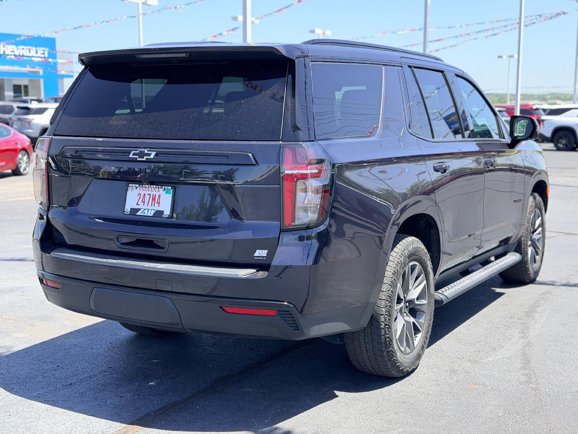 Used 2023 Chevrolet Tahoe Z71 w/ Luxury Package AWD/4WD image 5