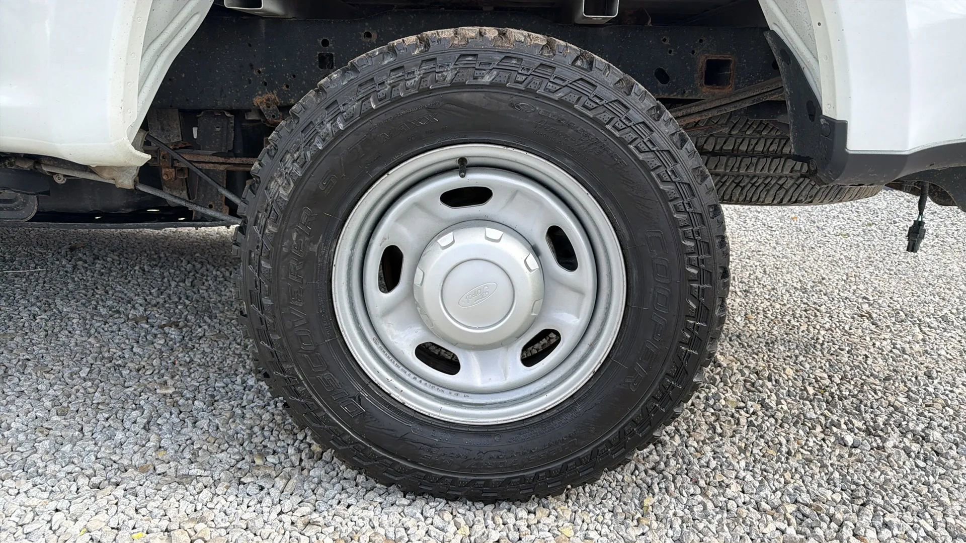 Used 2018 Ford F250 XL w/ Power Equipment Group AWD/4WD image 2
