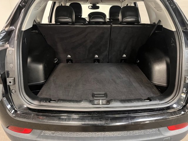 Used 2019 Jeep Compass Altitude image 16