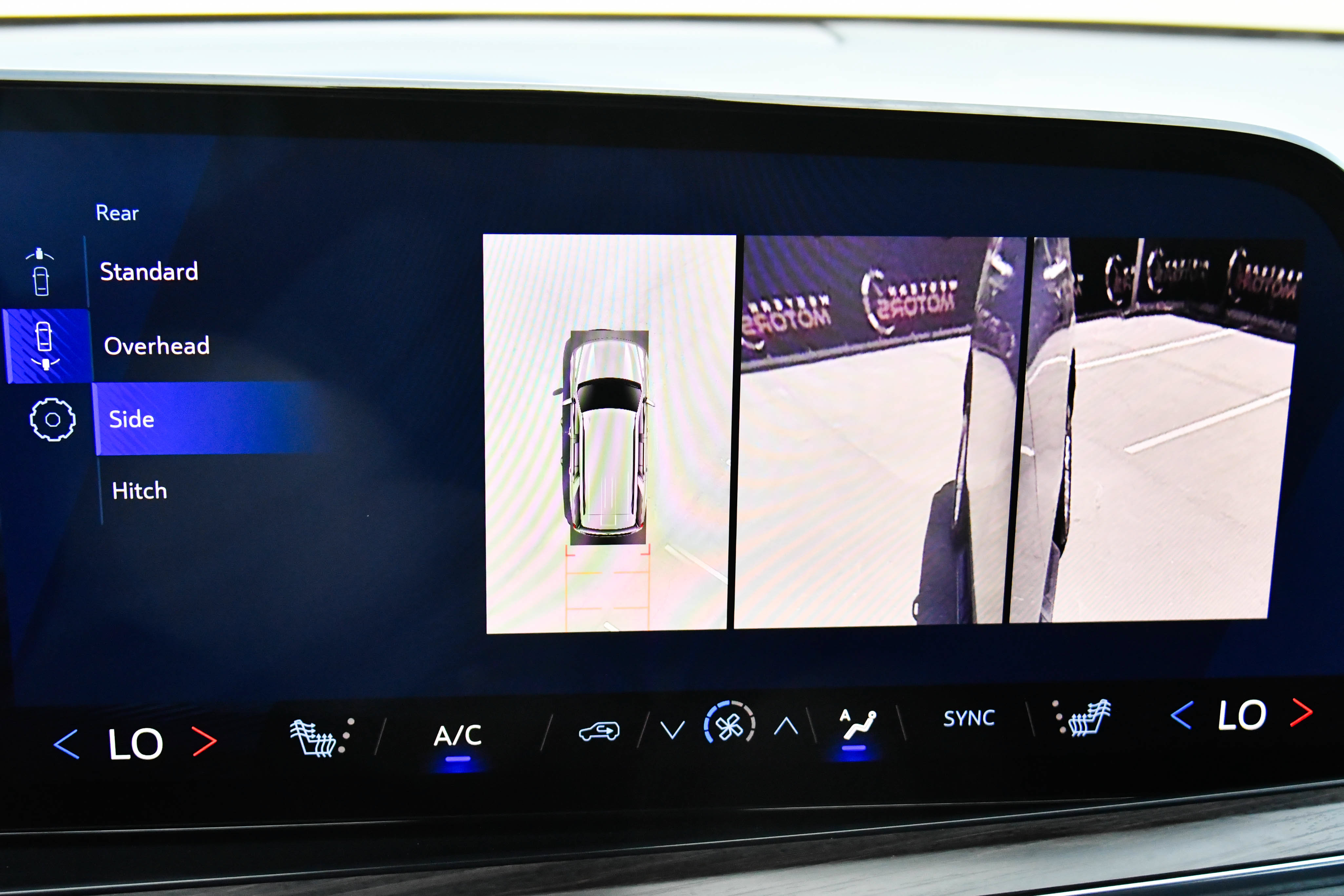 Used 2025 Chevrolet Tahoe LT AWD/4WD image 19