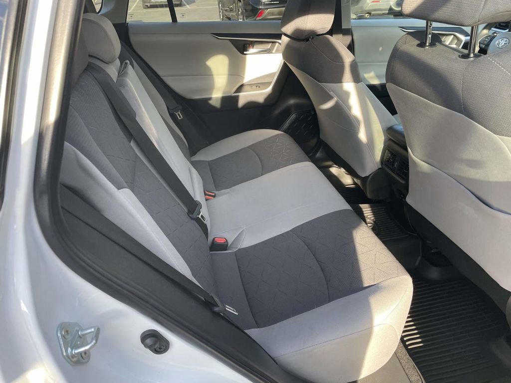 Used 2024 Toyota RAV4 XLE w/ Convenience Package image 46