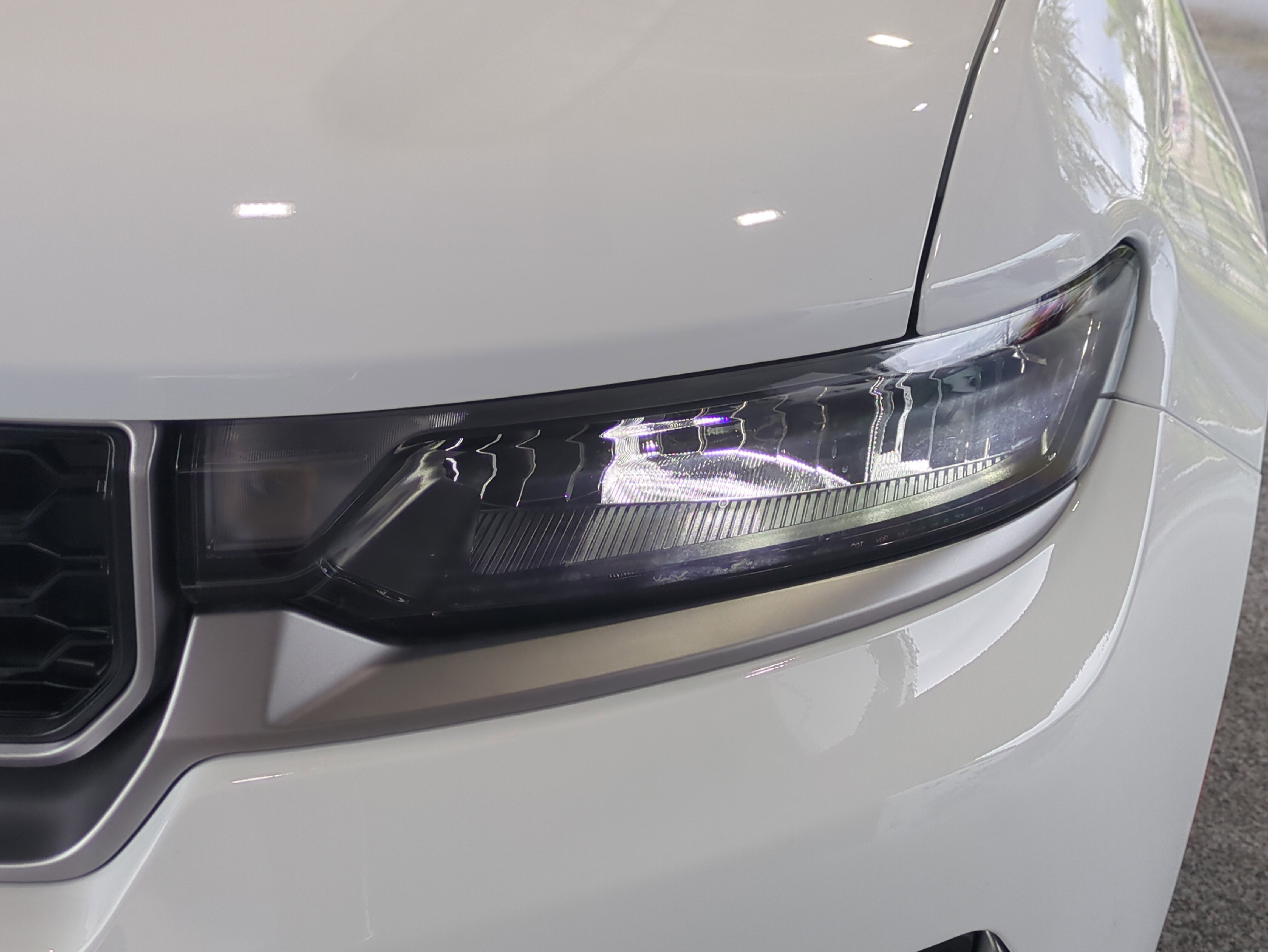 New 2026 Jeep Grand Cherokee L Limited RWD image 10