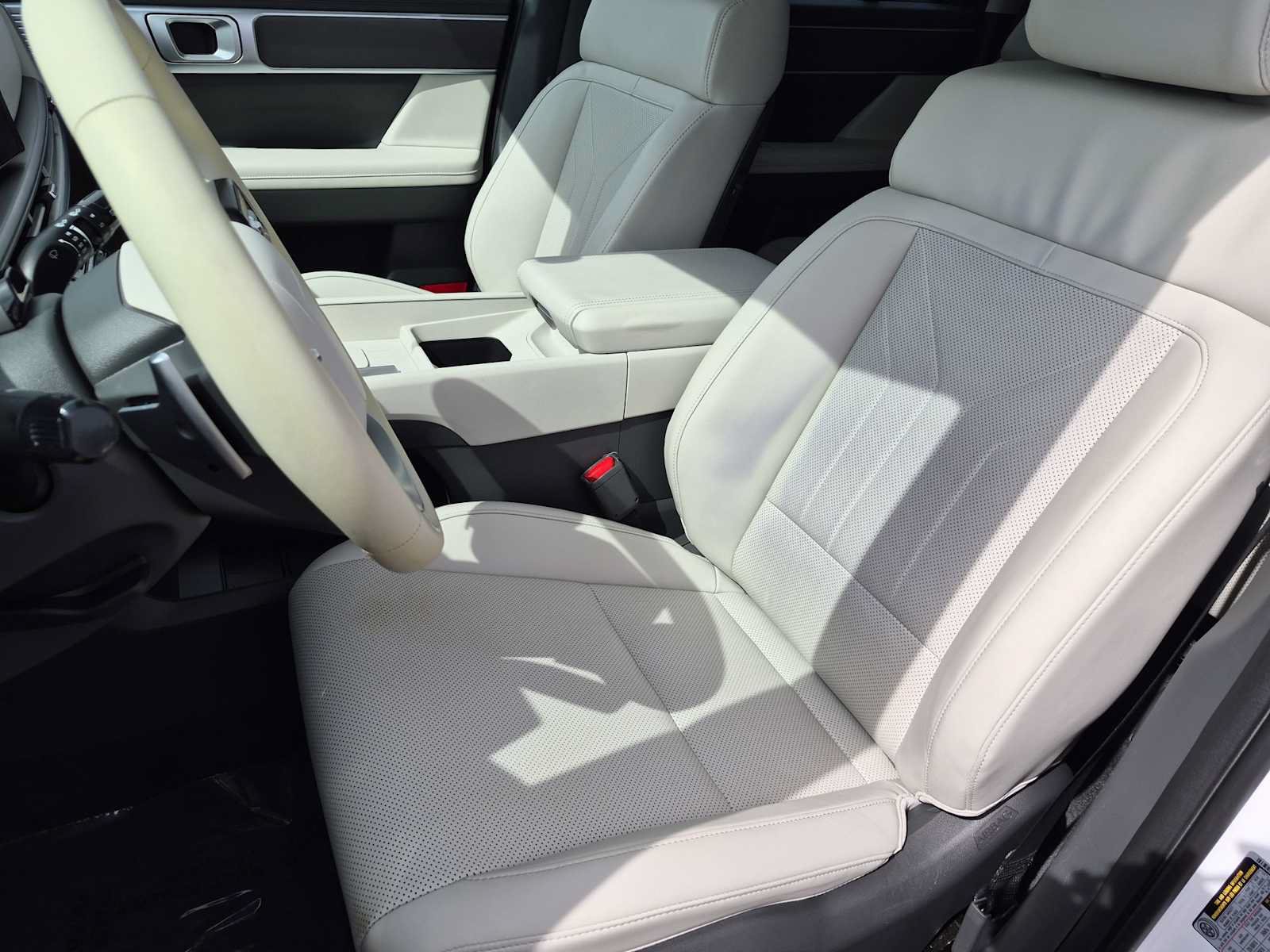 Certified 2024 Hyundai Santa Fe SEL FWD image 16