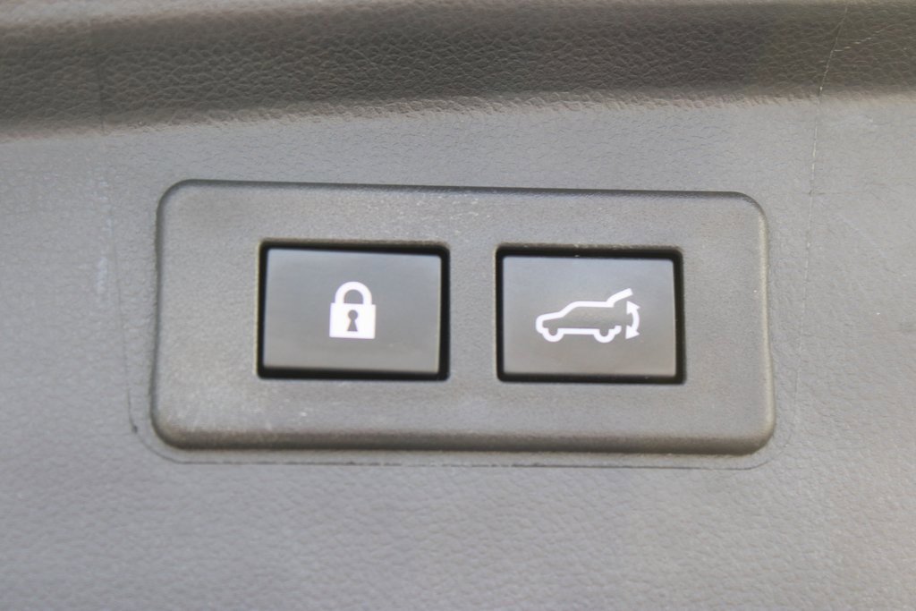 Certified 2023 Subaru Outback Touring XT image 30