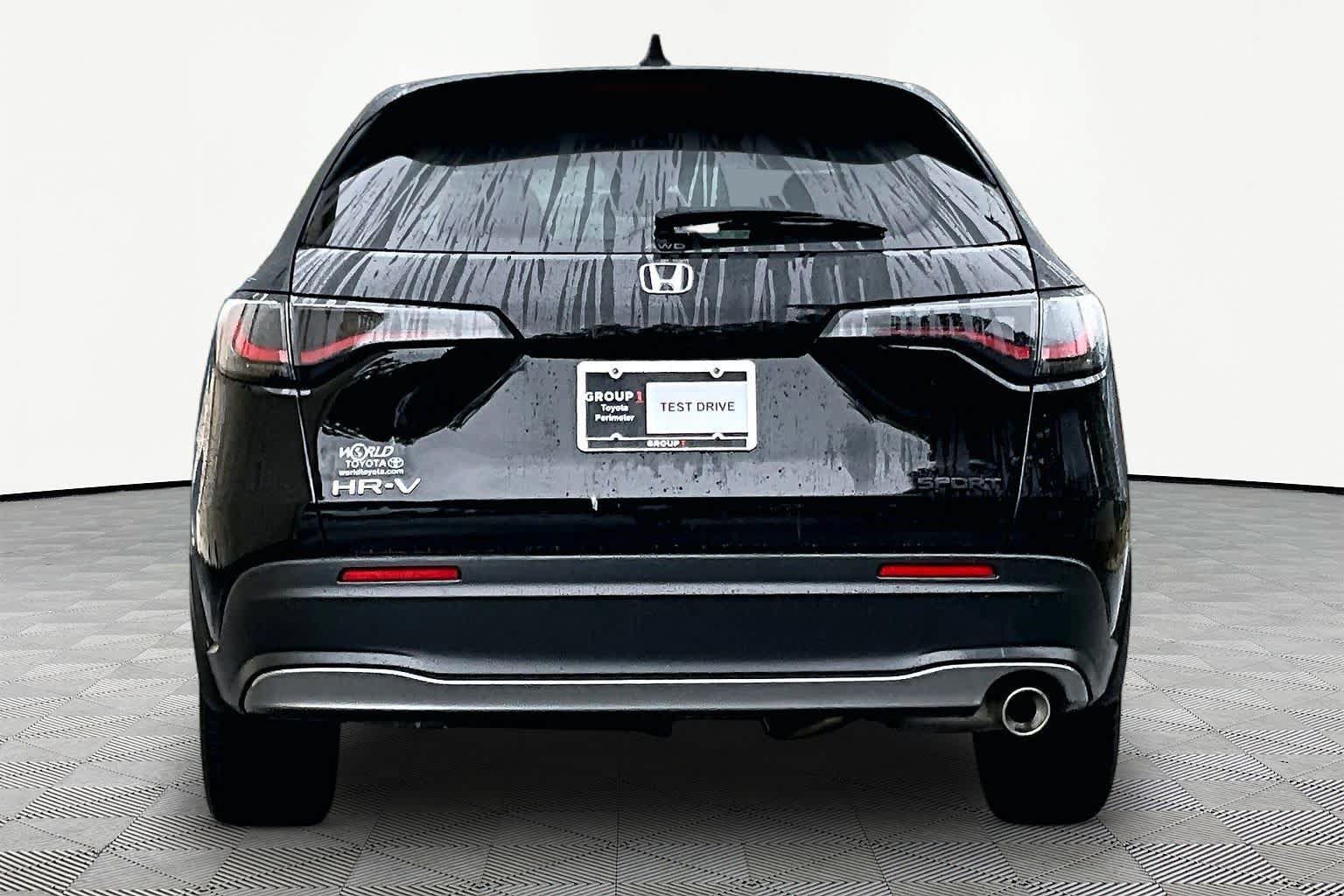 Used 2025 Honda HR-V Sport image 5