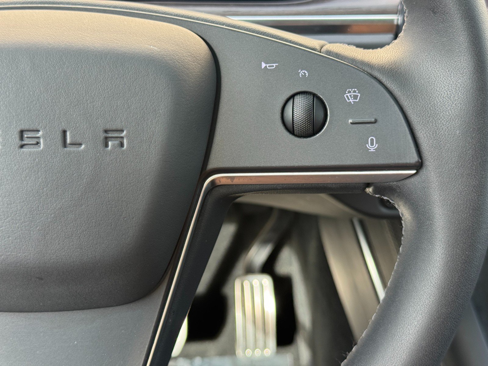 Used 2023 Tesla Model X AWD/4WD image 20