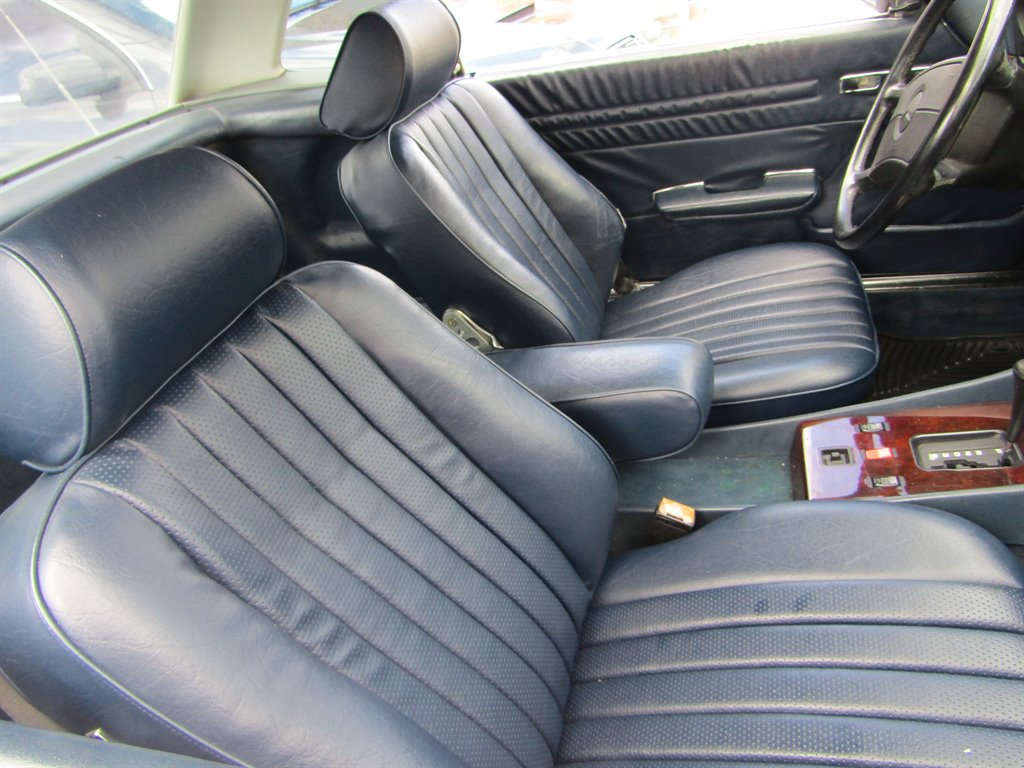 Used 1988 Mercedes-Benz 560 SL image 5