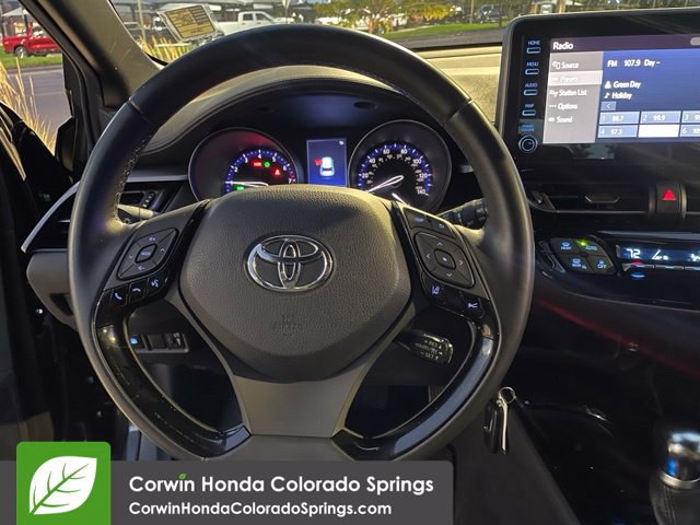 Used 2019 Toyota C-HR XLE FWD image 16
