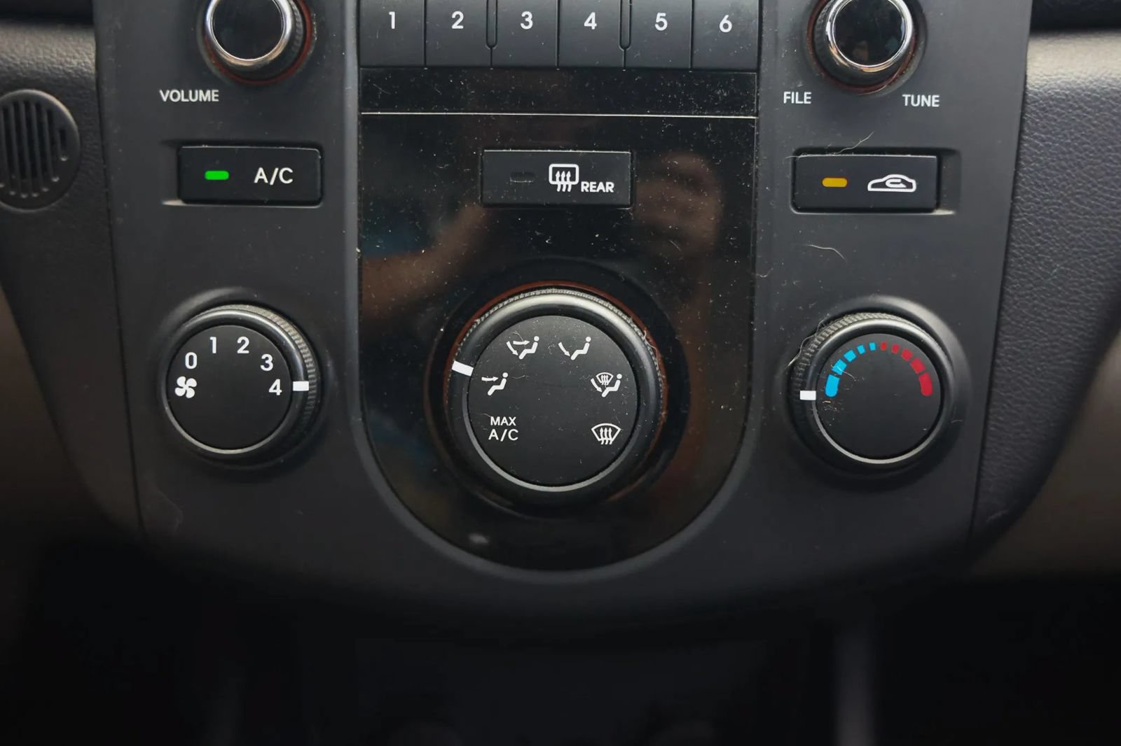 Used 2012 Kia Forte LX FWD image 30