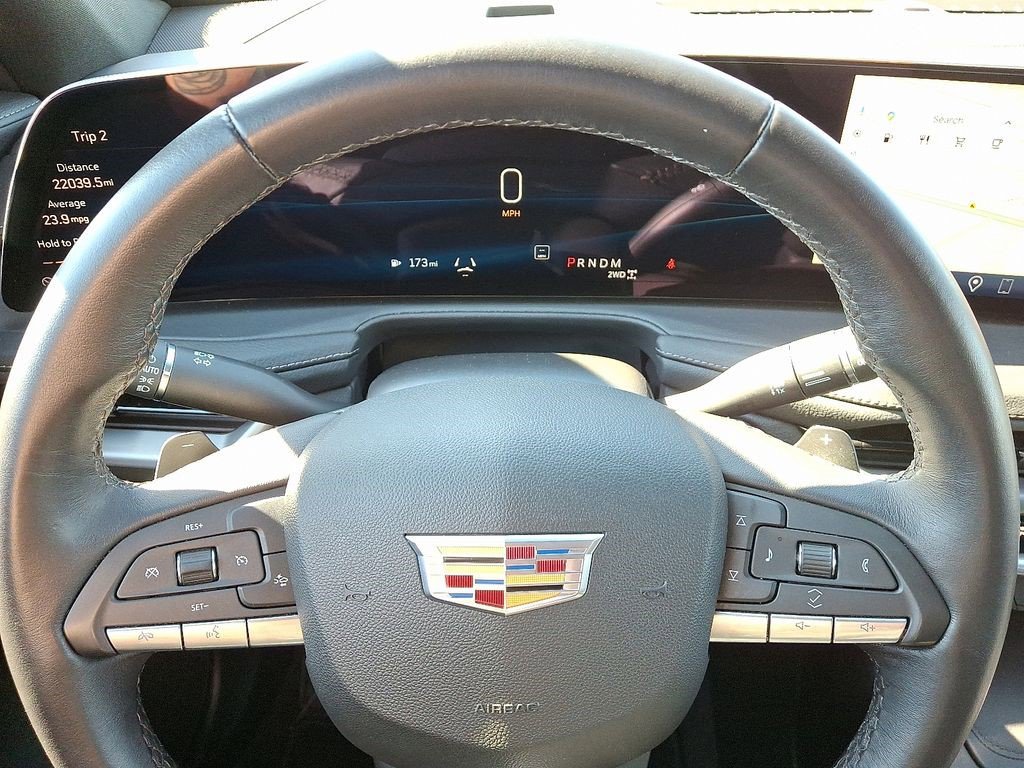 Certified 2025 Cadillac XT4 Premium Luxury AWD/4WD image 27