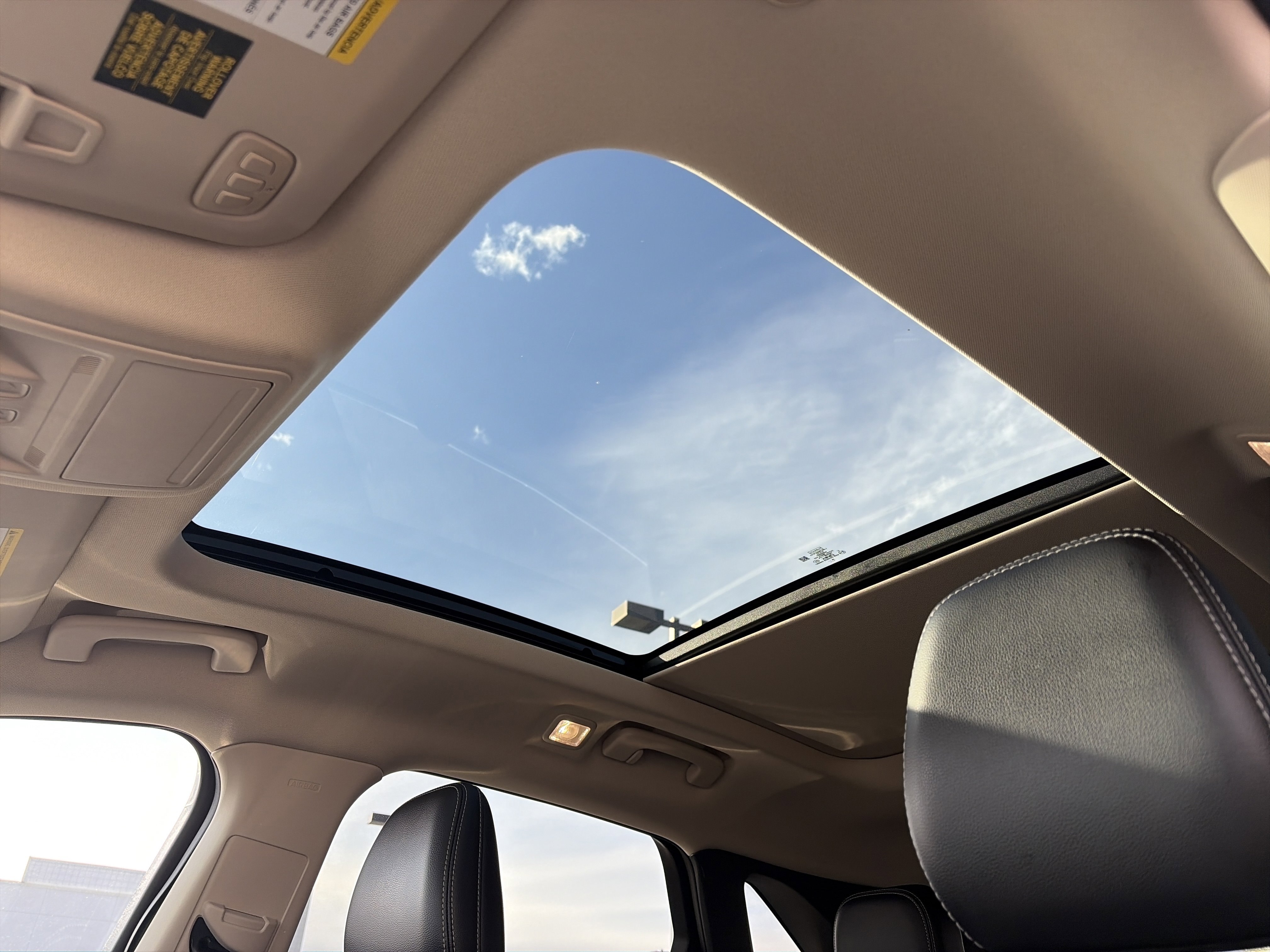 Used 2020 Ford Escape Titanium image 31