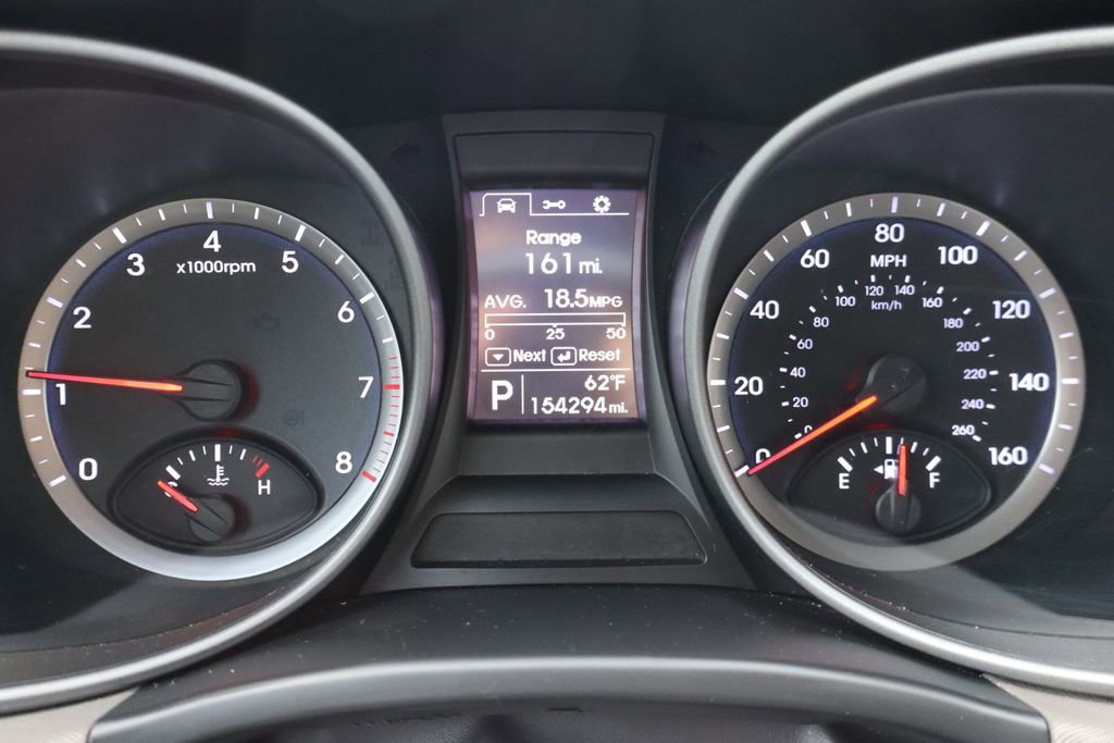 Used 2013 Hyundai Santa Fe Sport w/ Popular Equipment Pkg AWD/4WD image 3