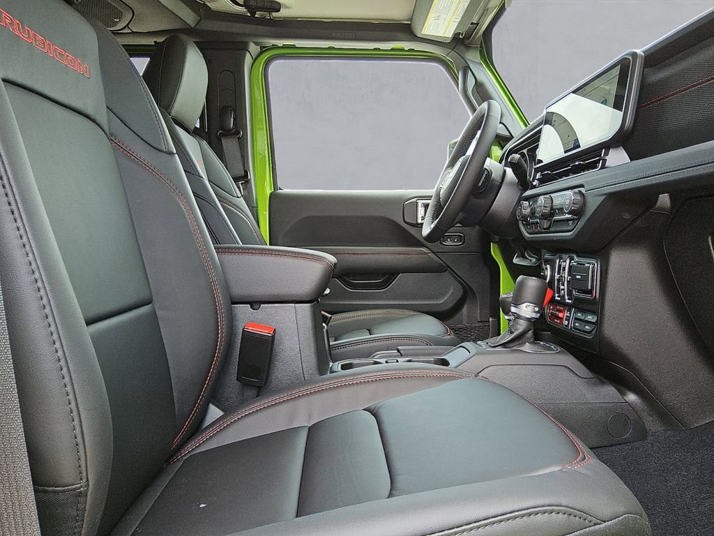 New 2025 Jeep Wrangler Unlimited Rubicon w/ XTREMEE 35" Tire Package image 15