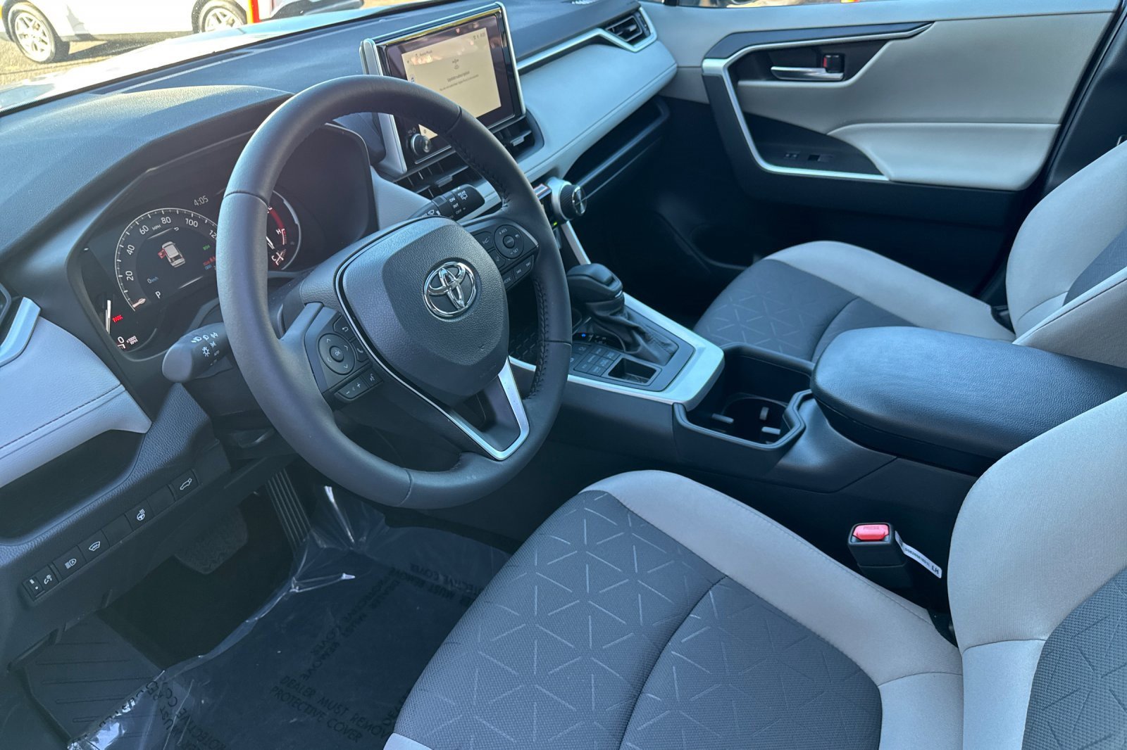 New 2025 Toyota RAV4 XLE image 10