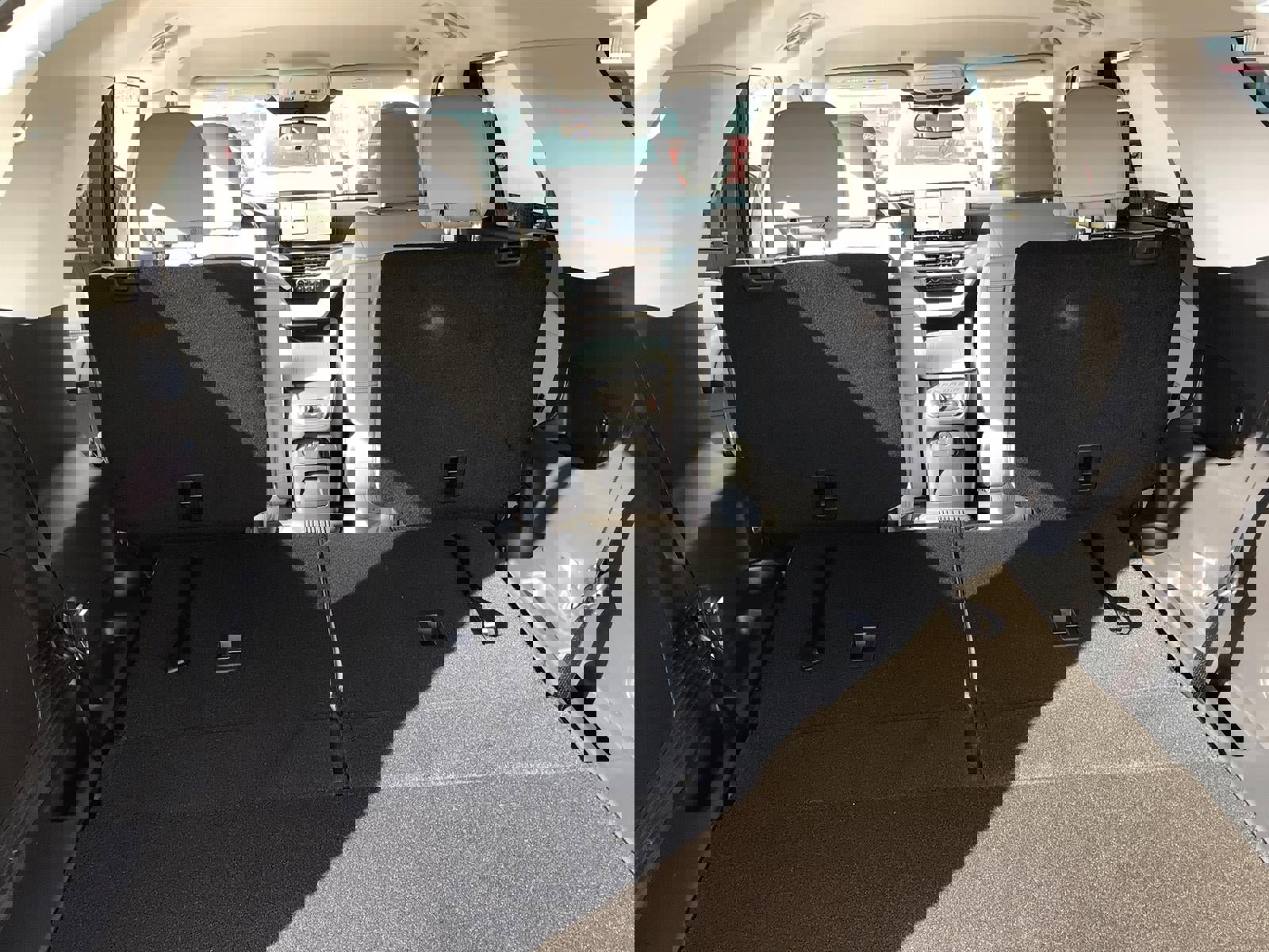 New 2026 Ford Explorer Active w/ Active Comfort Package image 18