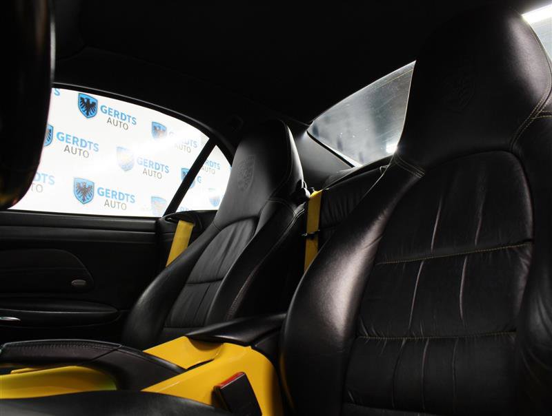 Used 2001 Porsche 911 Carrera image 10