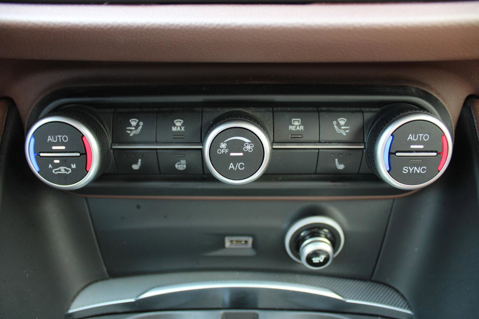 Used 2019 Alfa Romeo Stelvio Ti Sport w/ Quick Order Package 22S Sport image 22