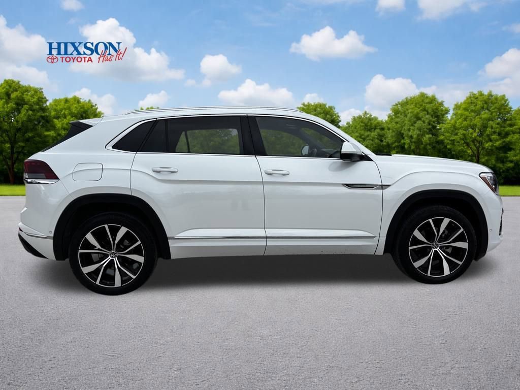 Used 2024 Volkswagen Atlas Cross Sport SEL Premium R-Line image 8