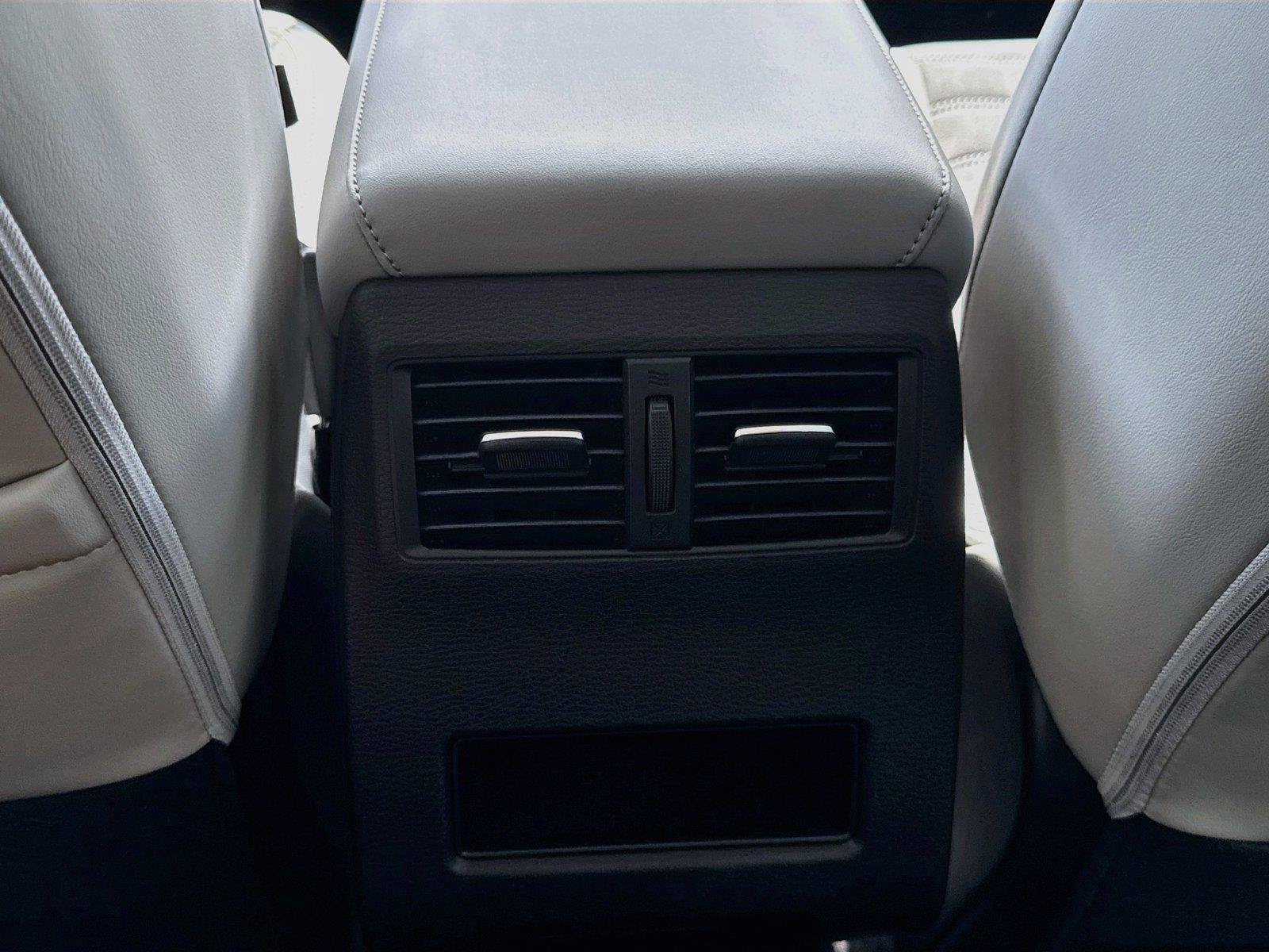 New 2026 Mitsubishi Outlander SE FWD image 26