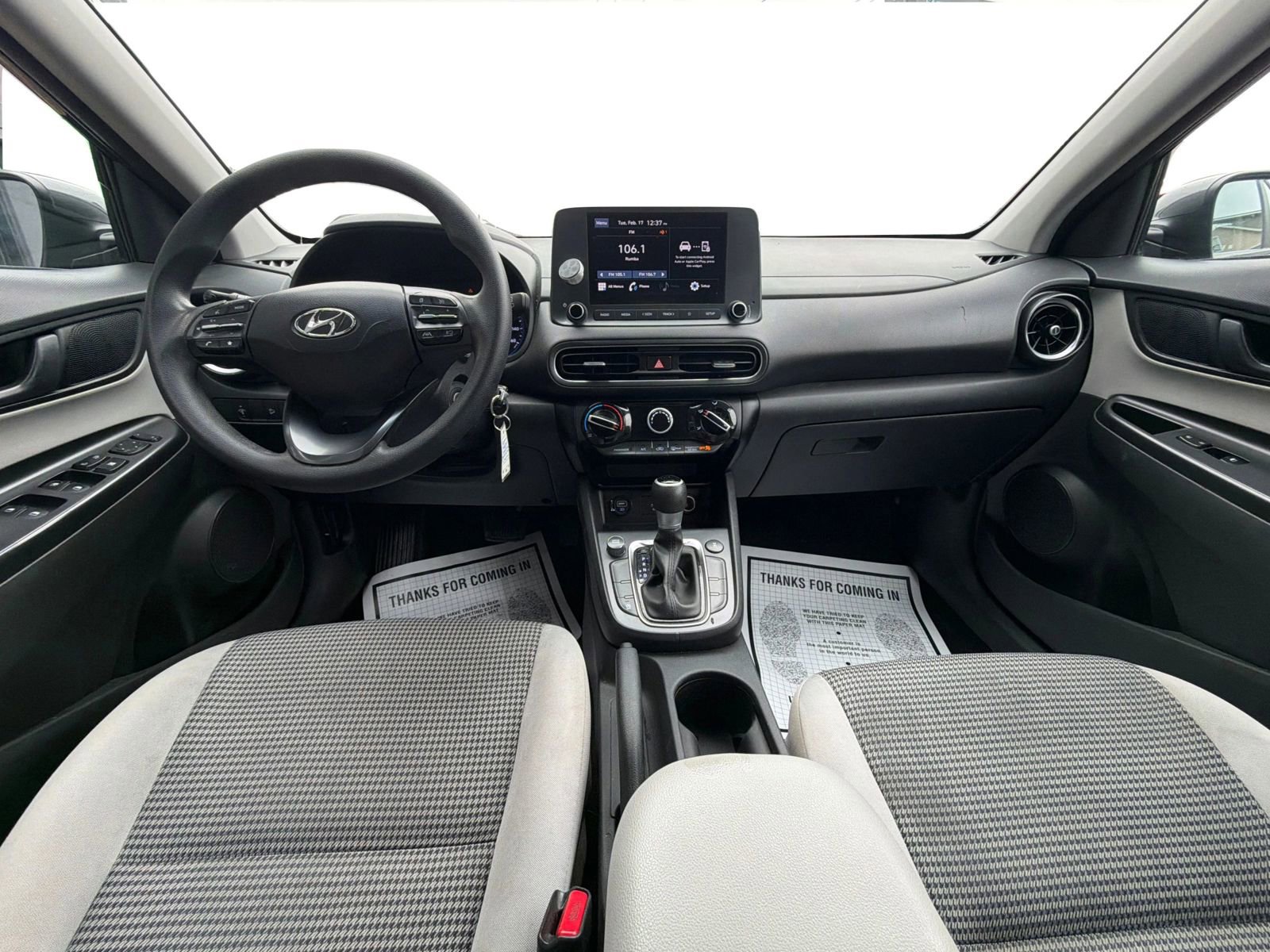 Used 2023 Hyundai Kona SE image 21